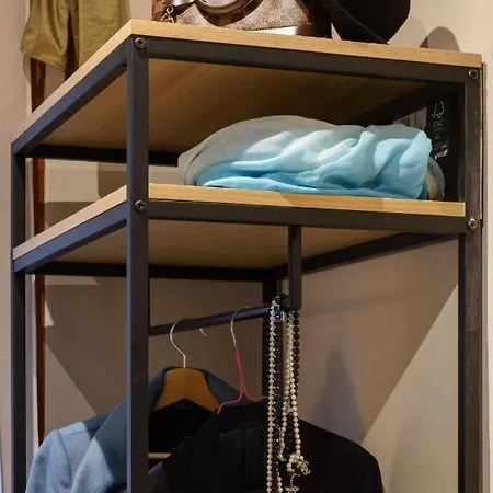 Hortus Conclusus + Free Parking * Siena