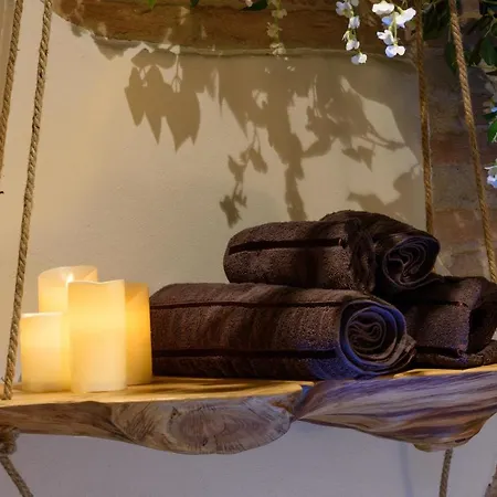 Hortus Conclusus + Free Parking Apartment Siena