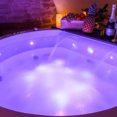 Apartment Hortus Conclusus + Free Parking Siena